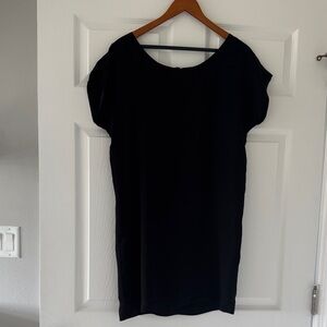 BCBGeneration Elegant Black Top